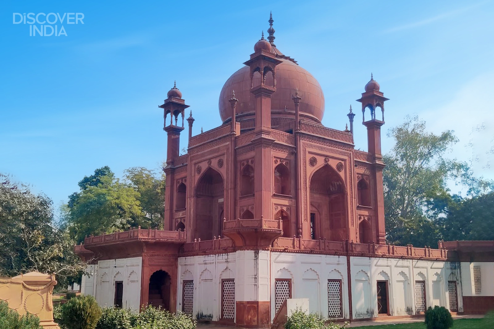 Where to Find the Red Taj Mahal in Agra