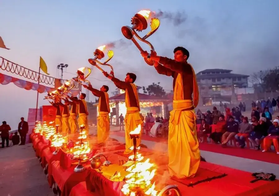 What festivals and cultural experiences should you not miss in Varanasi?