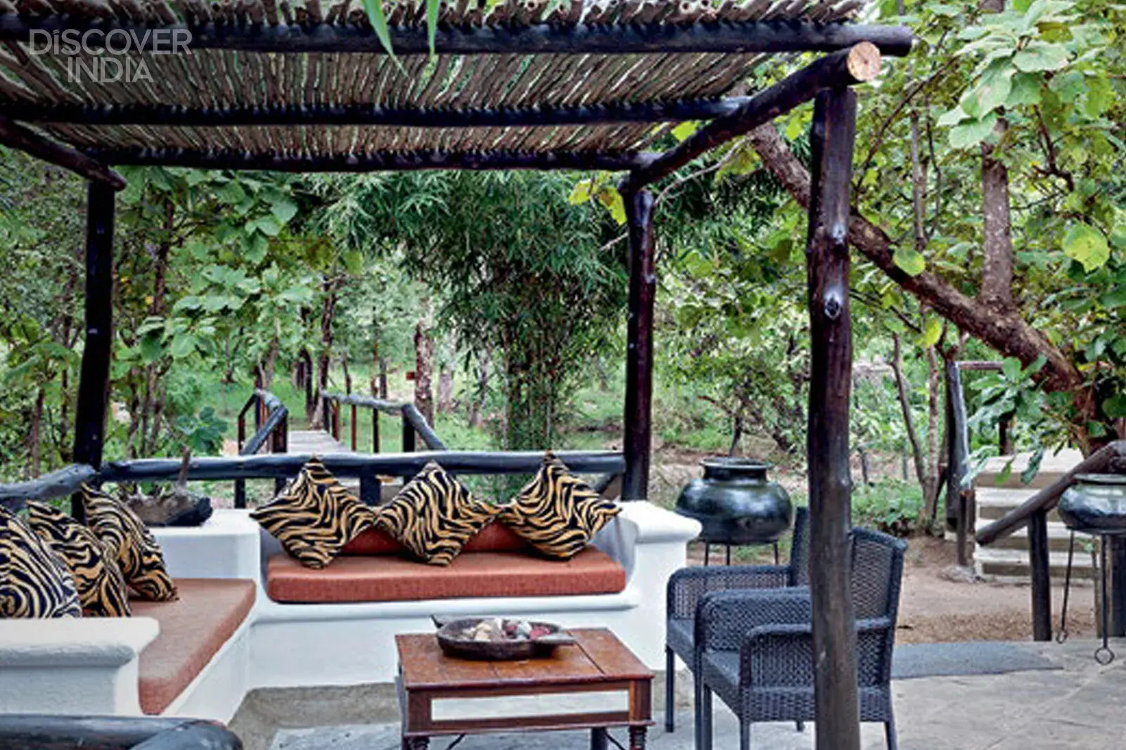 Where can you stay near Satpura National Park?